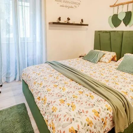 Apartment Charme Lisboete Pres D'alfama Lisbon